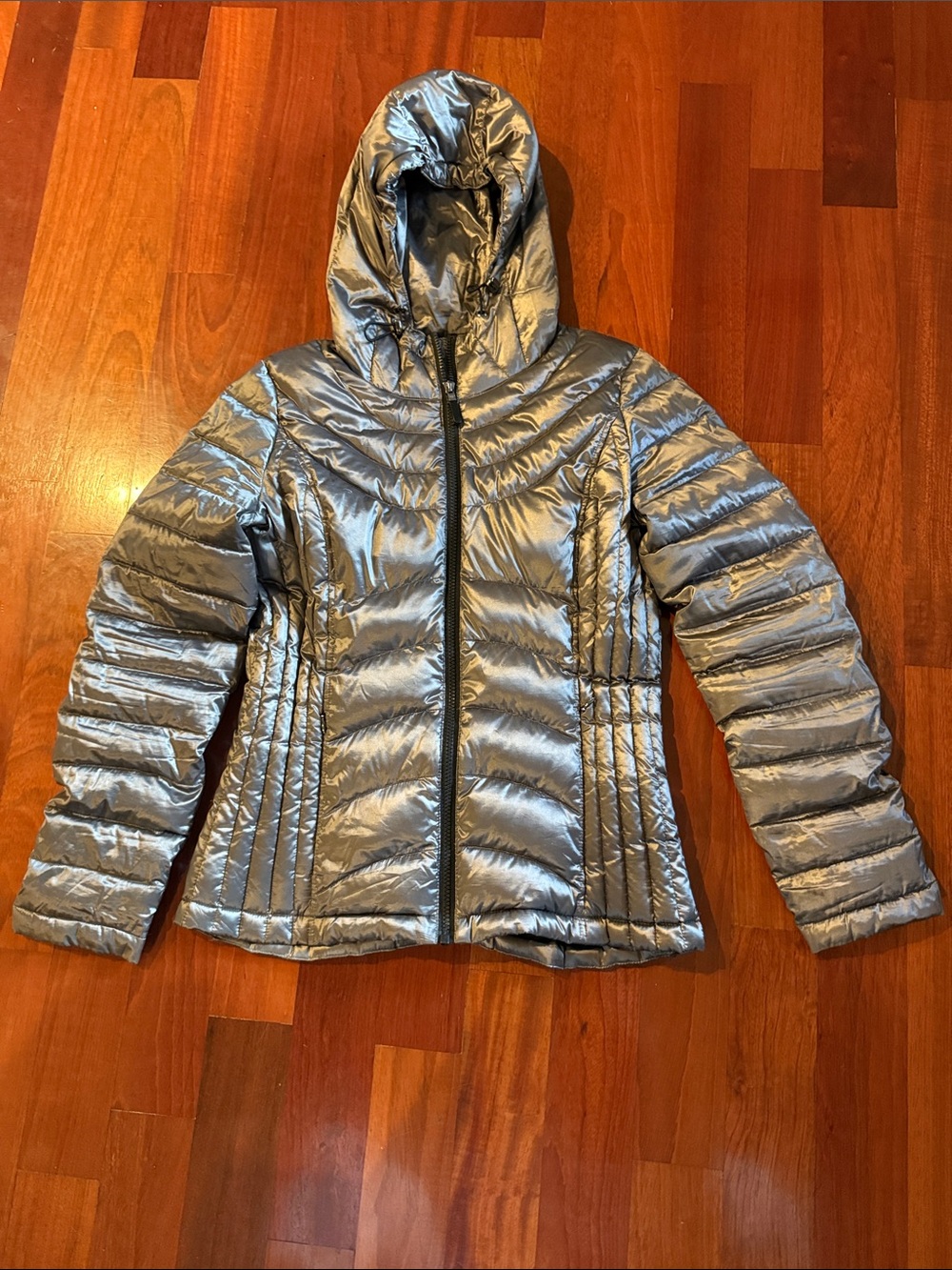 Andrew Marc Women's Metallic Silver Hooded Packable Puffer Jacket